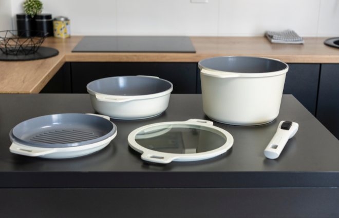 Stackable Set Posuđa 5 kom.